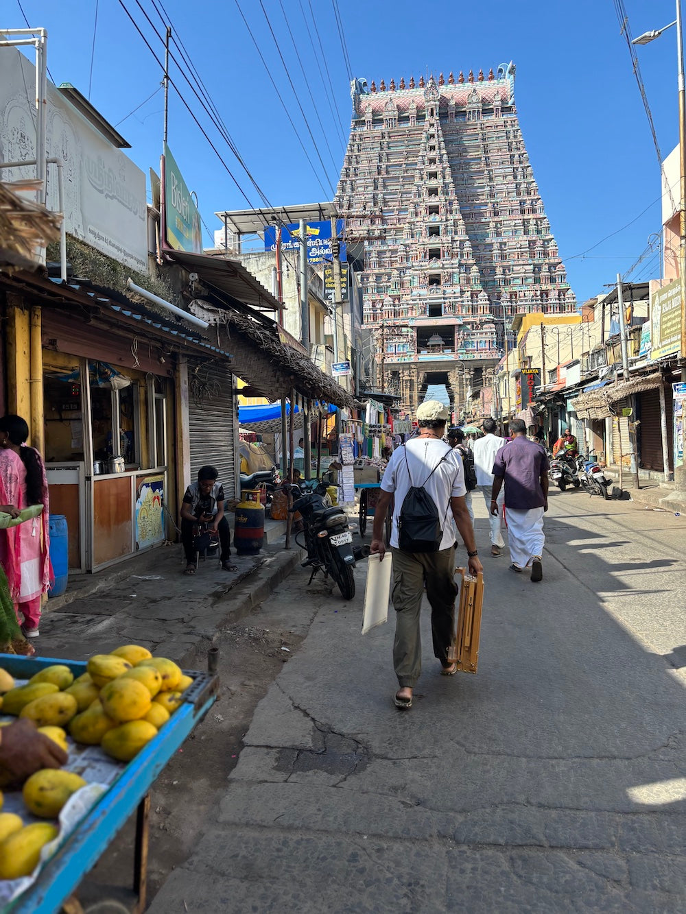 Nitin Singh Plein Air painting in Srirangam